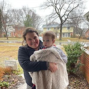 Meet your Posher, Lisa